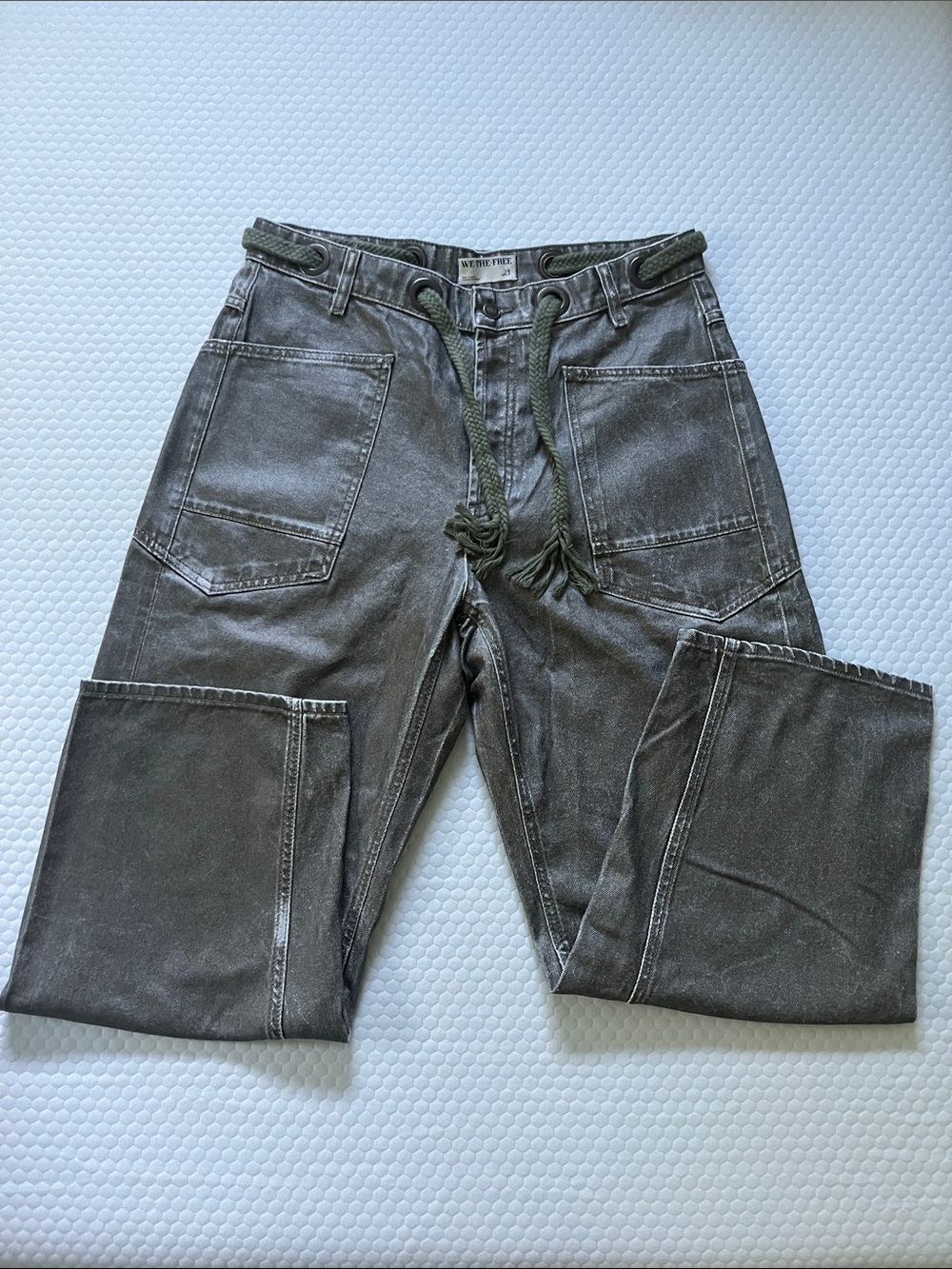 368 - We The Free Moxie Barrel Jeans in Metallic Dark Gray